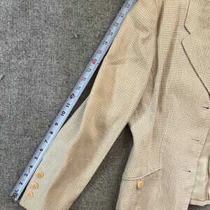 VINTAGE Cream & White Small Checker Blazer